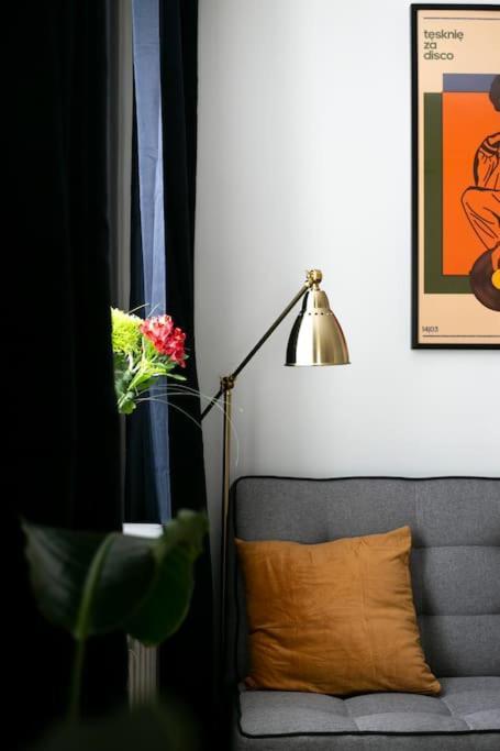 Oomph Warsaw Center Well Designed Apartment With Balcony Bagian luar foto