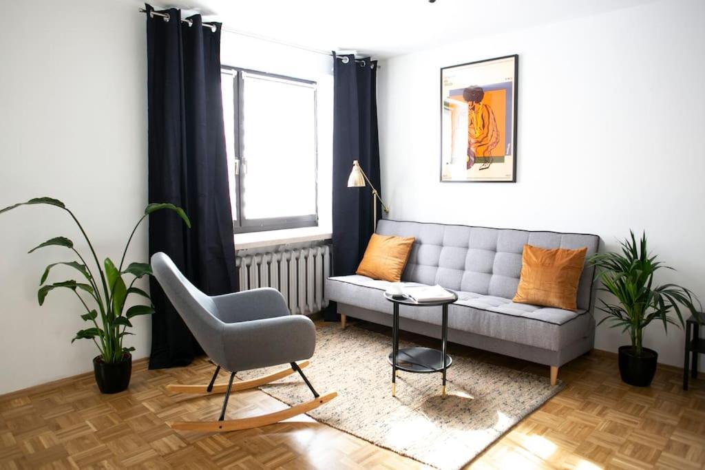 Oomph Warsaw Center Well Designed Apartment With Balcony Bagian luar foto